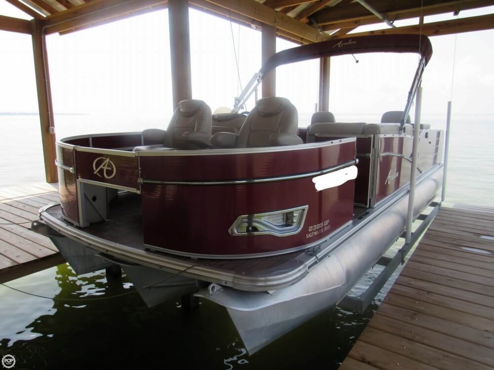 Inactive Avalon 2385 QF Saltwater series Boat in Onalaska, TX 156216