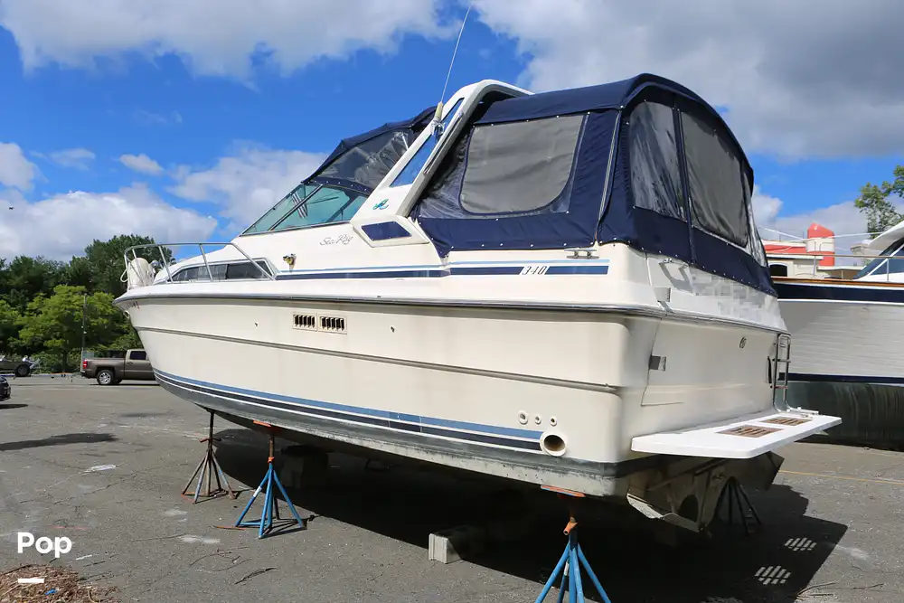 1987 Sea Ray 340 Express Cruiser for Sale in Haverstraw, New York Pop