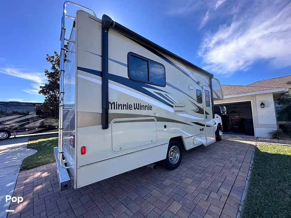 Sold Minnie Winnie 22R RV in Hernando, FL 390208 Pop Sells